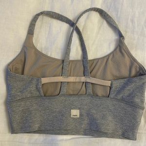 Vuori sports bra grey size small
